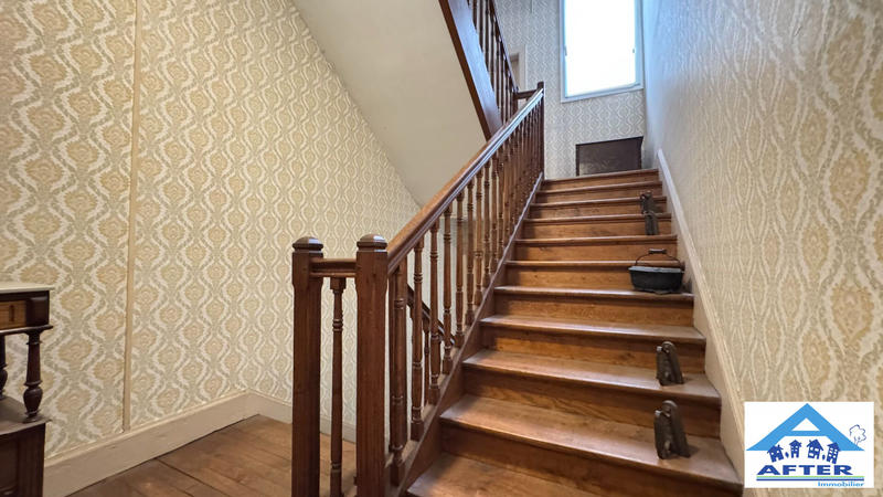 Maison - 162 m² - 7 pièces