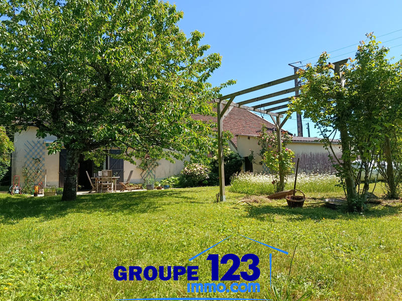 Maison - 102 m² - 4 pièces