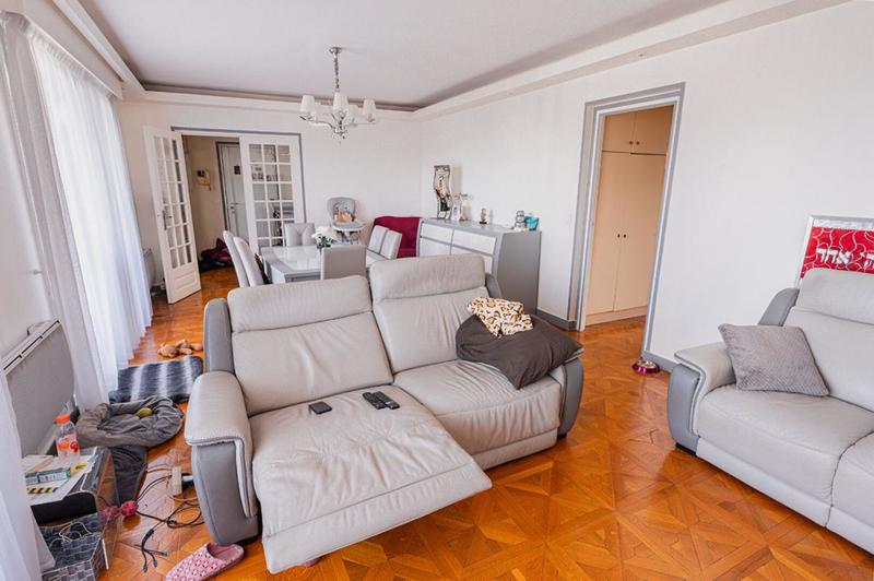 Appartement - 95 m² - 4 pièces