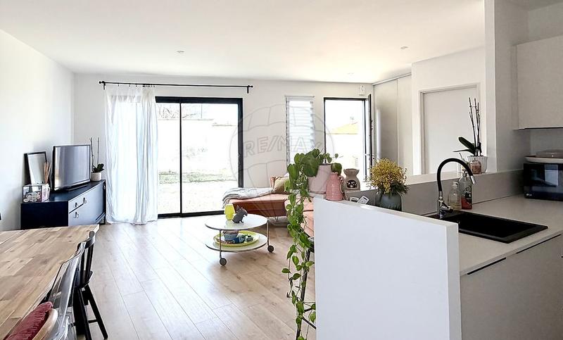 Maison - 77 m² - 3 pièces