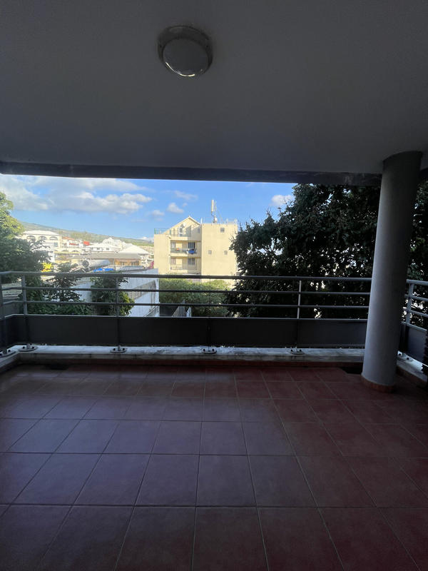 Appartement - 82 m² - 3 pièces