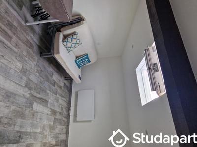 Appartement - 15 m² - 1 pièce