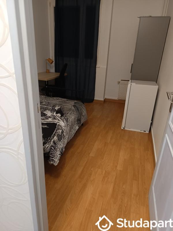 Chambre - 10 m² - 1 pièce