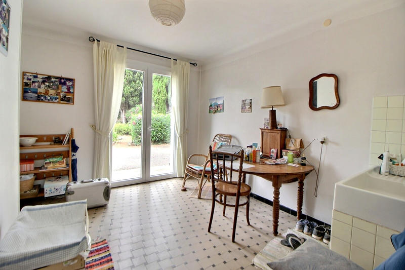 Maison - 166 m² - 6 pièces