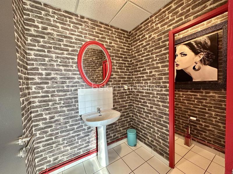 Local commercial - 50 m² - 2 pièces