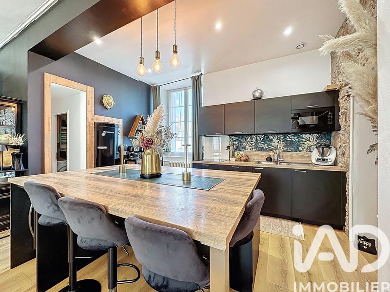 Appartement - 150 m² - 4 pièces