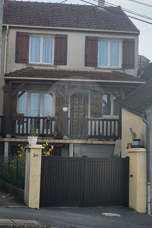 Maison - 115 m² - 7 pièces
