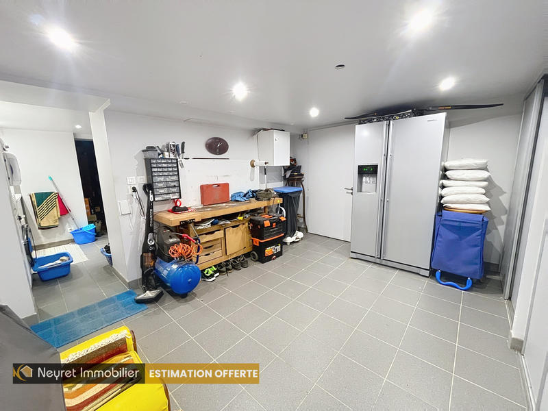 Maison - 175 m² - 7 pièces