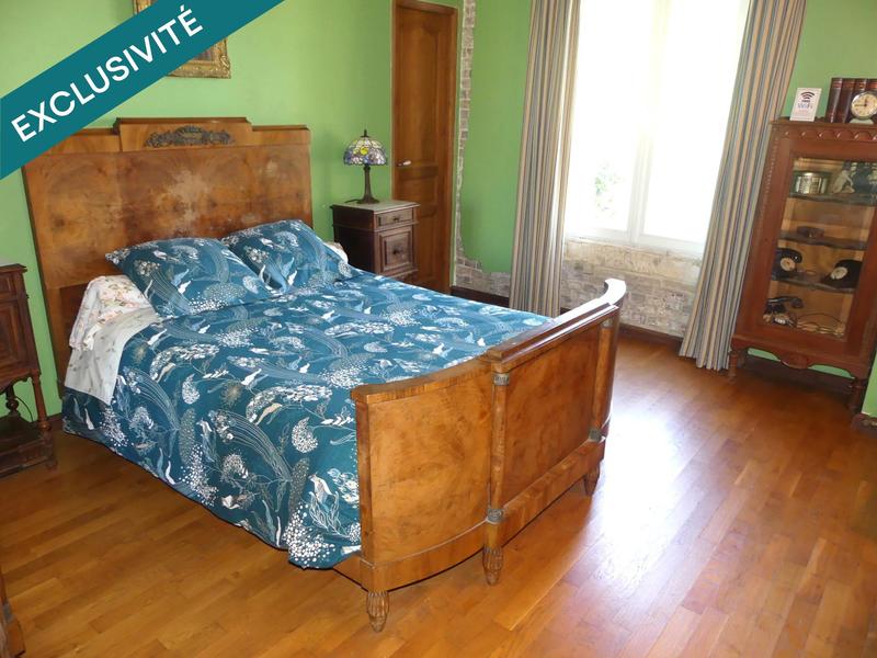 Maison - 363 m² - 10 pièces