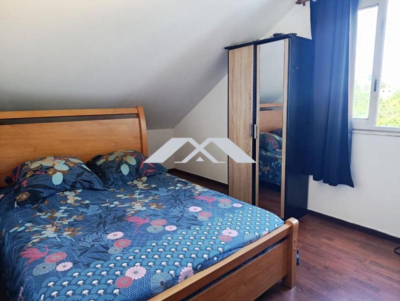 Maison - 88 m² - 4 pièces