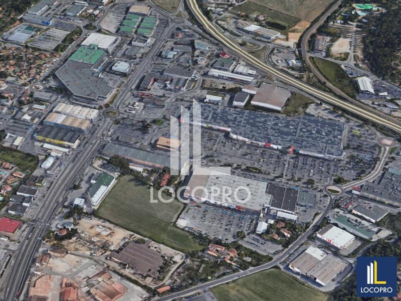 Local commercial - 353 m²