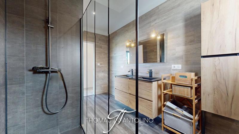 Maison - 160 m² - 7 pièces