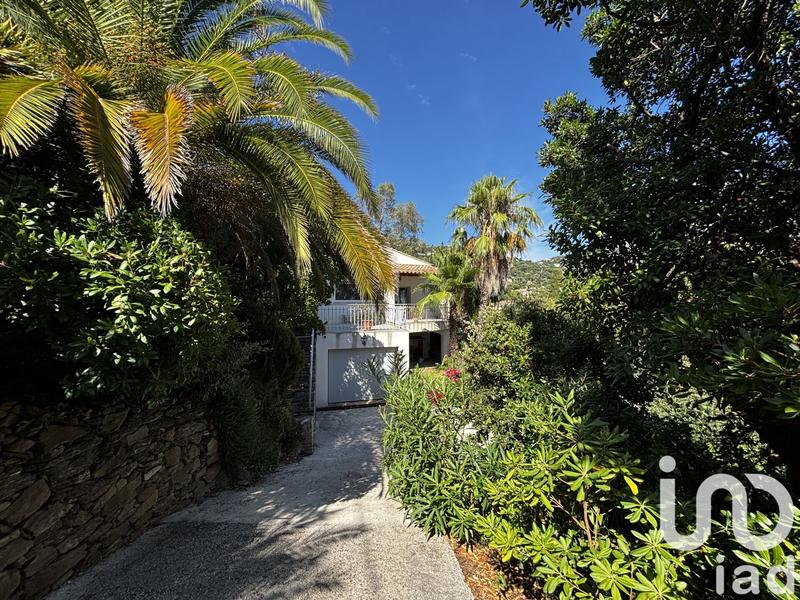 Maison - 194 m² - 6 pièces