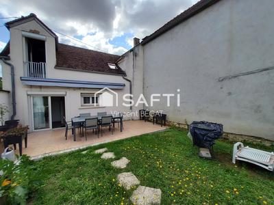 Maison - 95 m² - 6 pièces