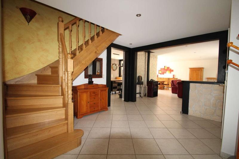 Maison - 165 m² - 6 pièces