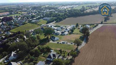 Terrain de lotissements - 649 m²