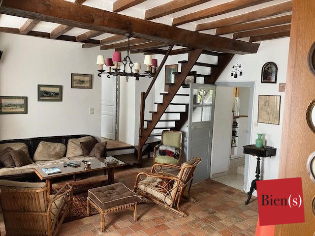 Maison ancienne - 237 m² - 8 pièces