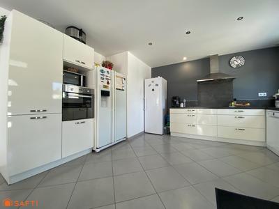 Maison - 109 m² - 4 pièces