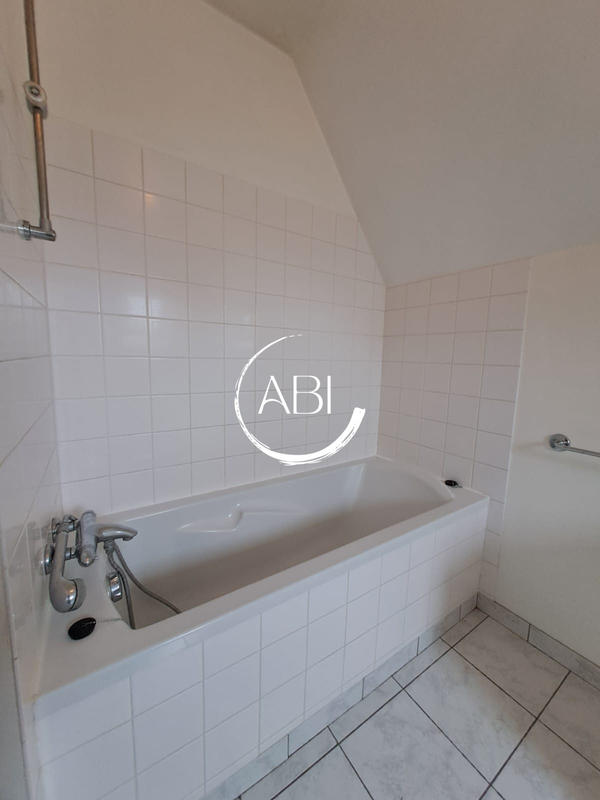 Maison - 87 m² - 4 pièces