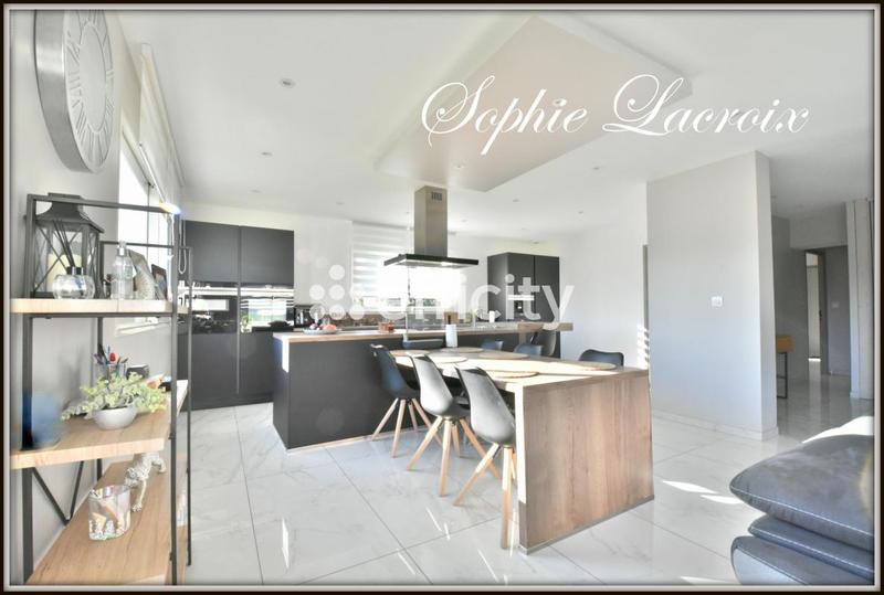 Villa - 144 m² - 5 pièces