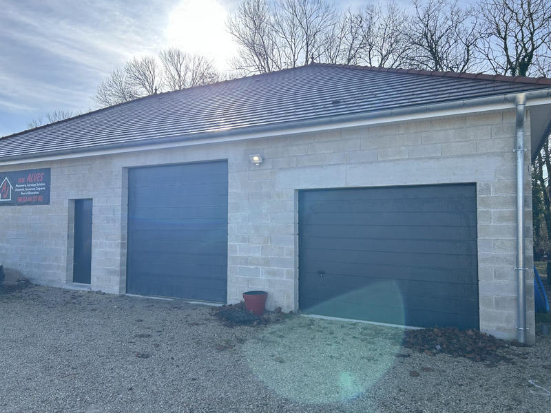 Local d'activités - 204 m² - 2 pièces