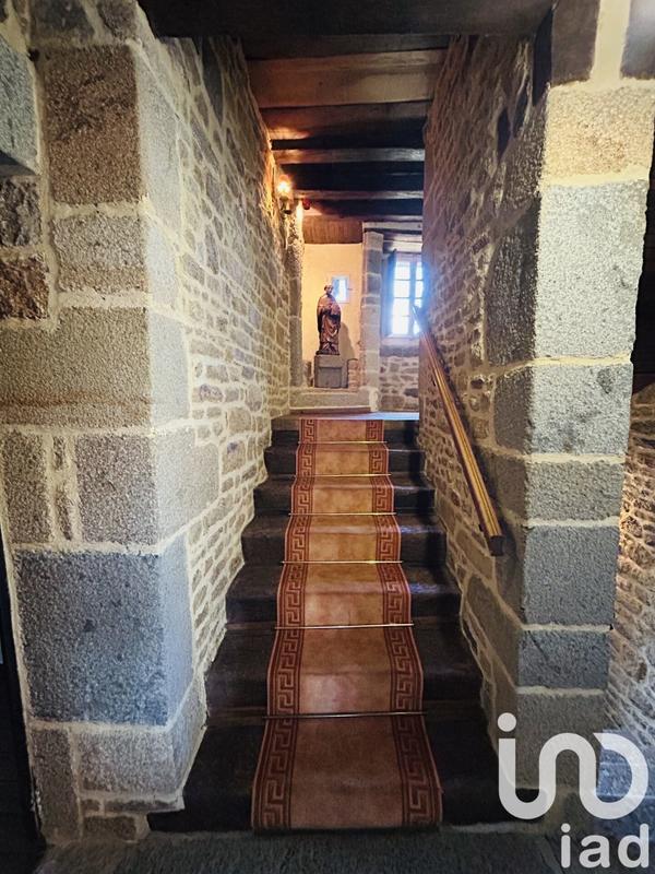 Maison - 340 m² - 10 pièces