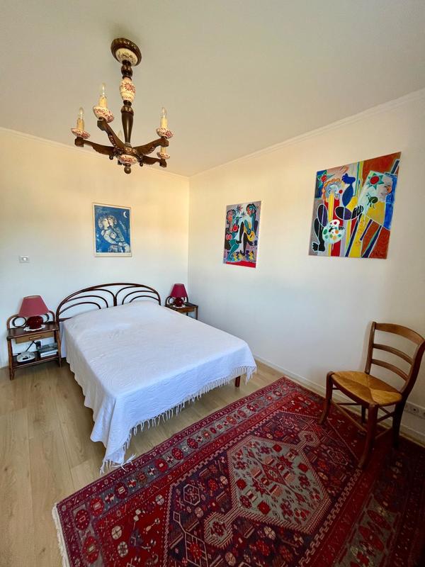 Maison - 212 m² - 7 pièces