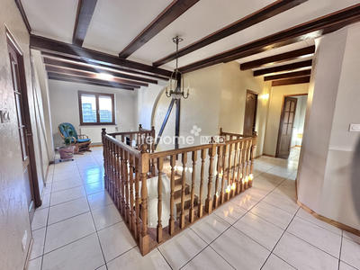 Maison - 167 m² - 6 pièces