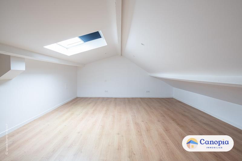 Maison - 170 m² - 8 pièces