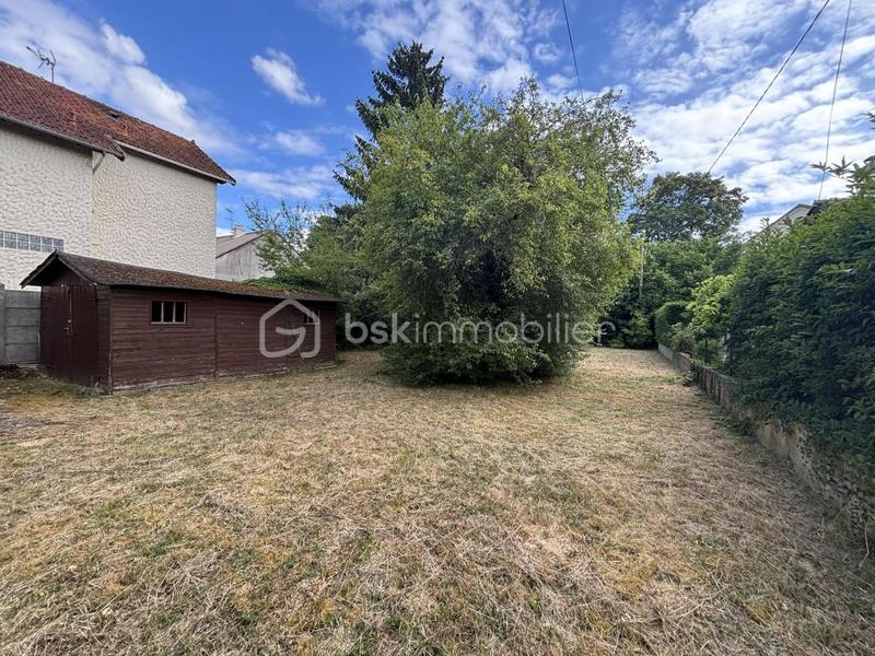 Terrain industriel - 922 m²