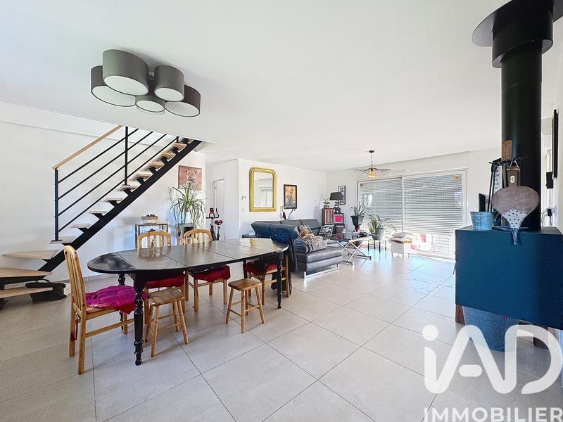 Maison - 137 m² - 5 pièces