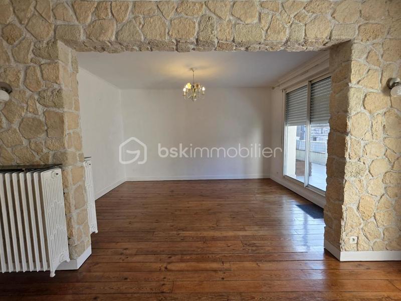 Appartement - 96 m² - 4 pièces