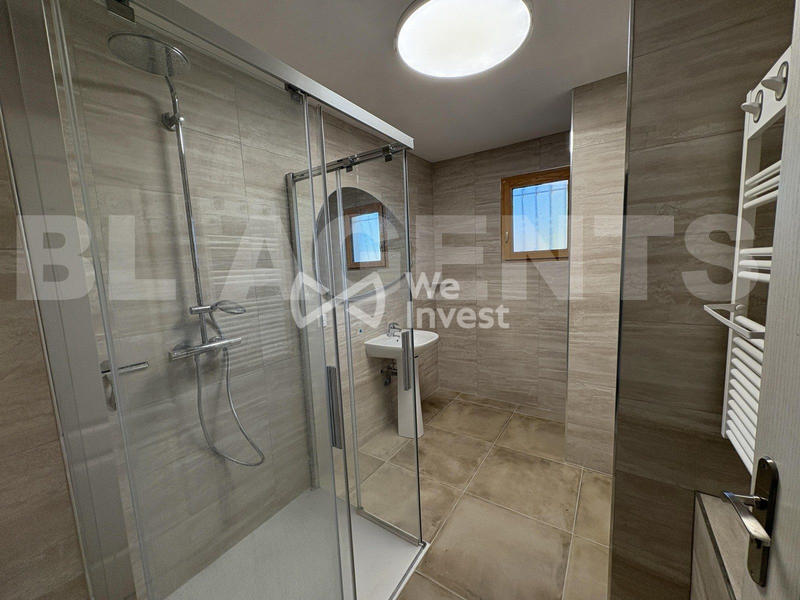 Maison - 96 m² - 5 pièces