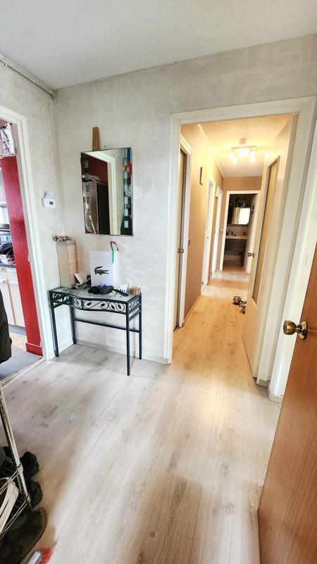 Appartement - 94 m² - 5 pièces