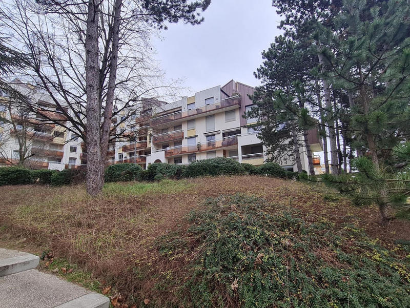 Appartement - 79 m² - 4 pièces