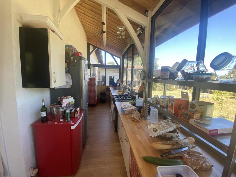 Maison - 200 m² - 7 pièces