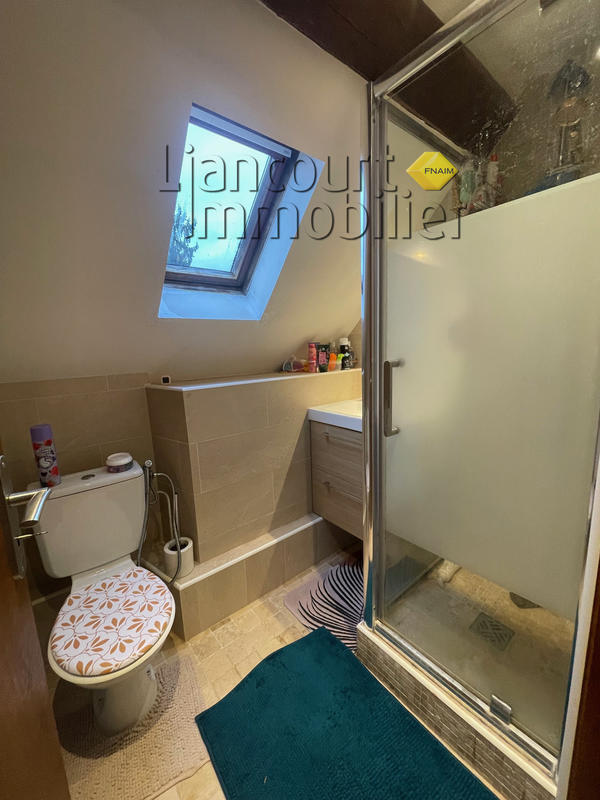 Maison - 96 m² - 5 pièces