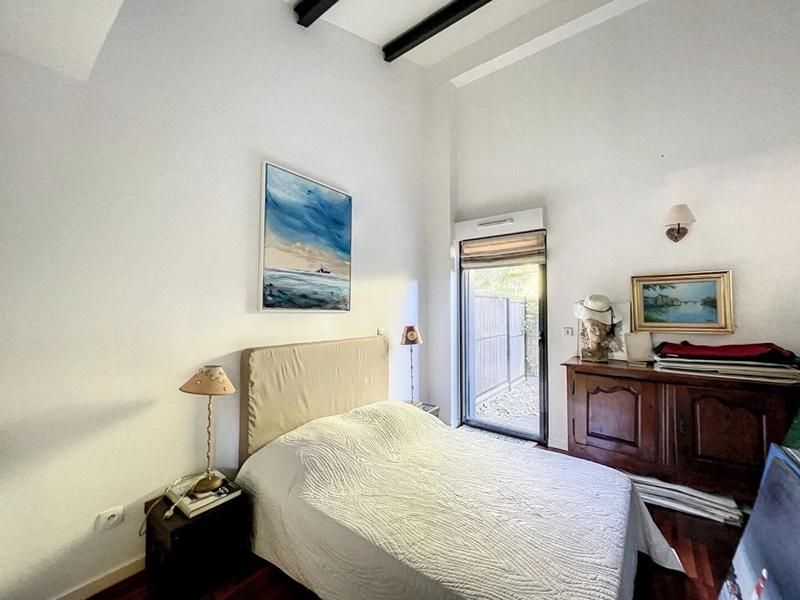 Loft - 128 m² - 4 pièces