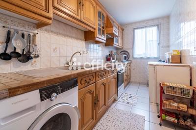 Appartement - 77 m² - 4 pièces