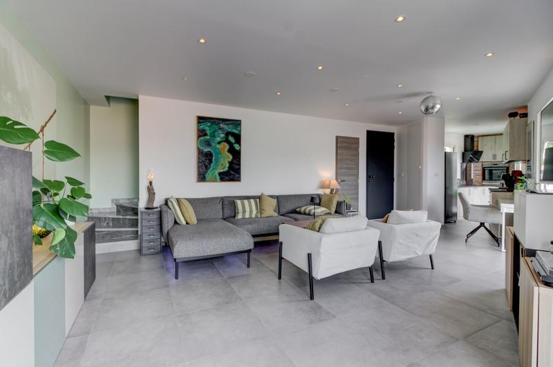 Appartement - 131 m² - 5 pièces