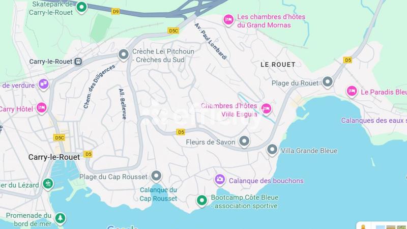 Maison - 300 m² - 10 pièces