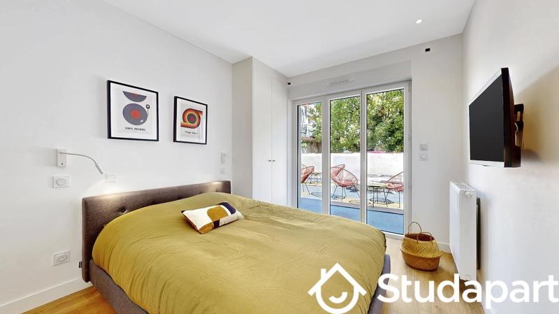 Chambre - 12 m² - 1 pièce