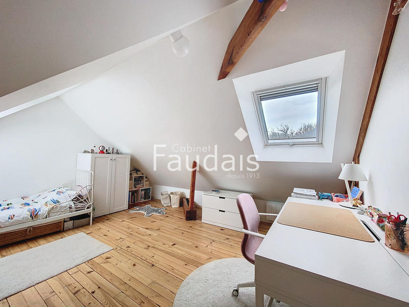 Maison - 148 m² - 8 pièces