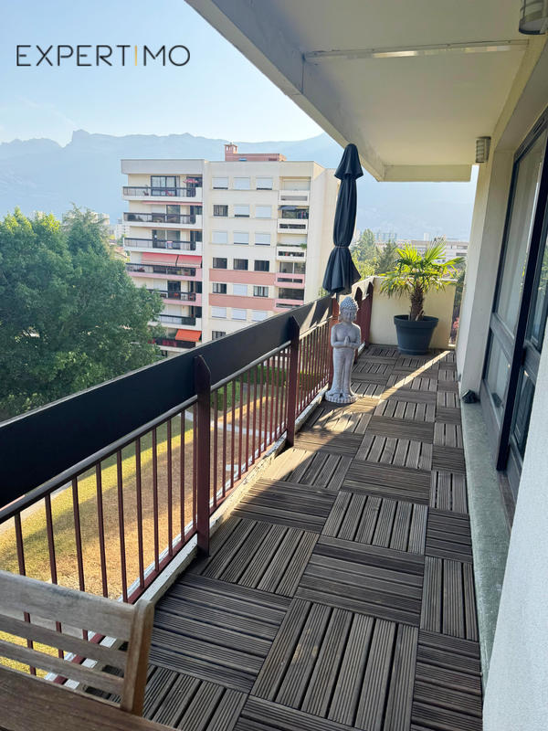 Appartement - 83 m² - 4 pièces