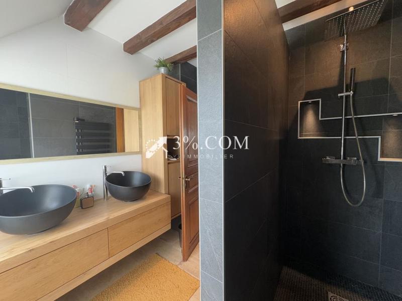 Maison - 118 m² - 6 pièces