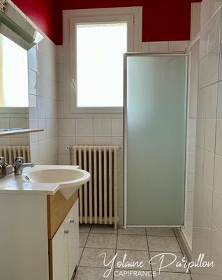 Maison - 175 m² - 13 pièces