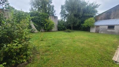 Maison - 237 m² - 8 pièces