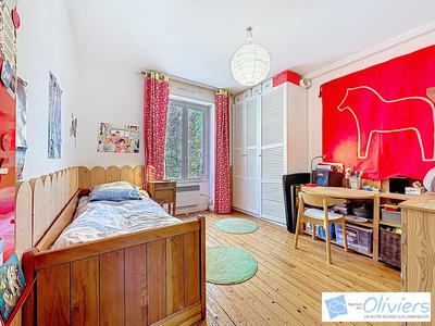 Maison - 102 m² - 5 pièces