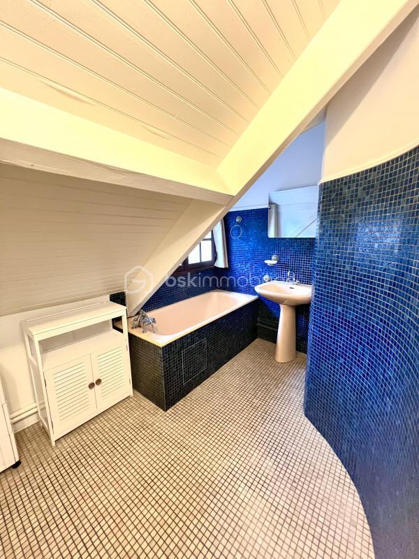 Maison - 110 m² - 6 pièces