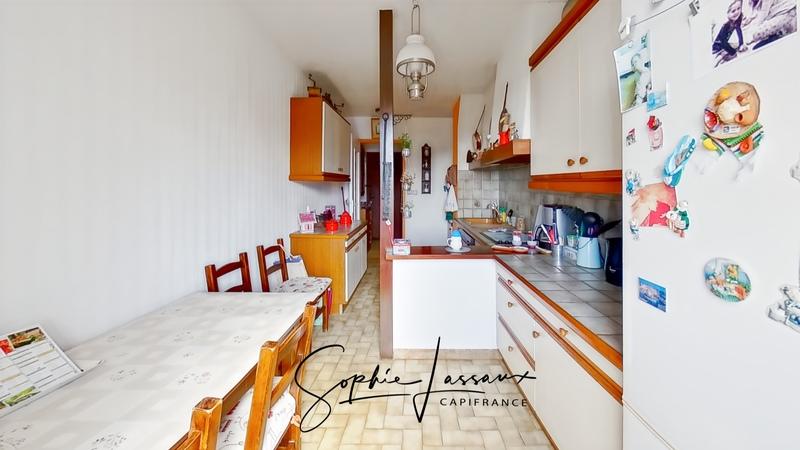 Appartement - 79 m² - 4 pièces